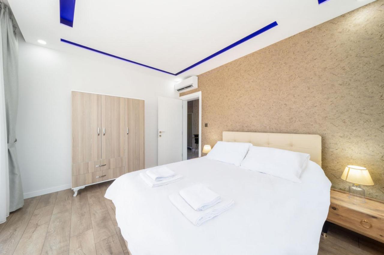 Modern And Central Duplex Apartment Near Beach In Antalya Kültér fotó
